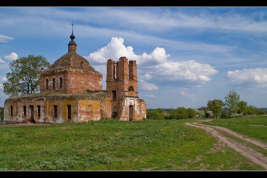 Церковь в с. Троица Курского района Курской области