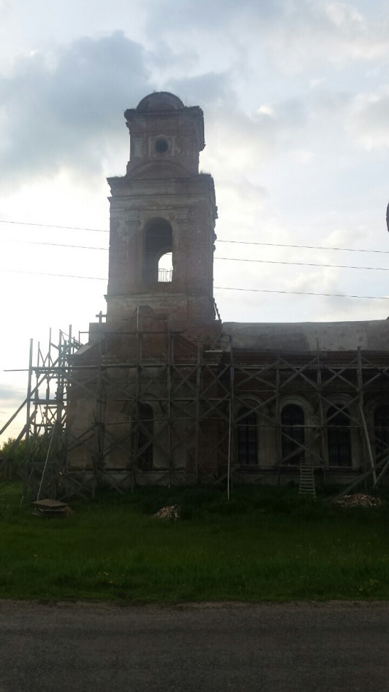 Церковь в с. Любимовка Курской области